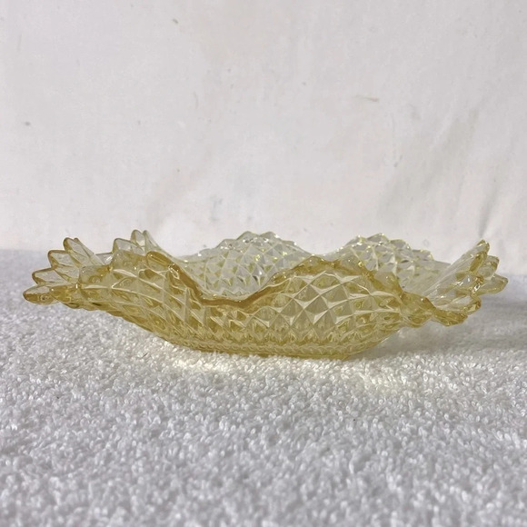 Vintage Amber Glass Textured Wavy Diamond  Point Square Candy Dish Trinket Dish - Picture 1 of 11